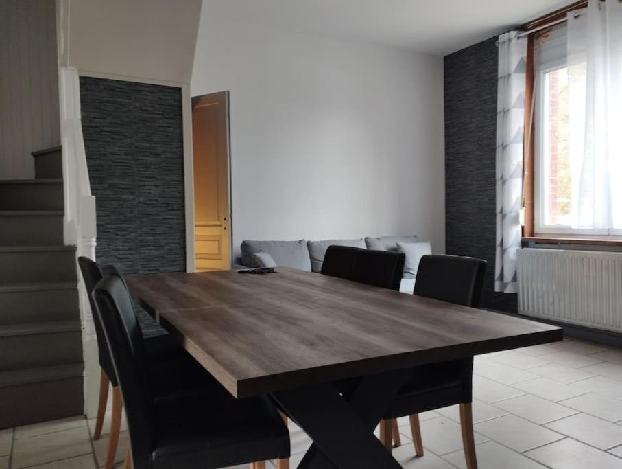 Apartmán Agreable Maison Avec Parking Gratuit Amiens Exteriér fotografie
